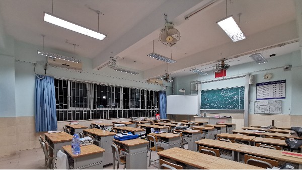 呵護(hù)學(xué)生的視力，教室照明要選led護(hù)眼教室燈具