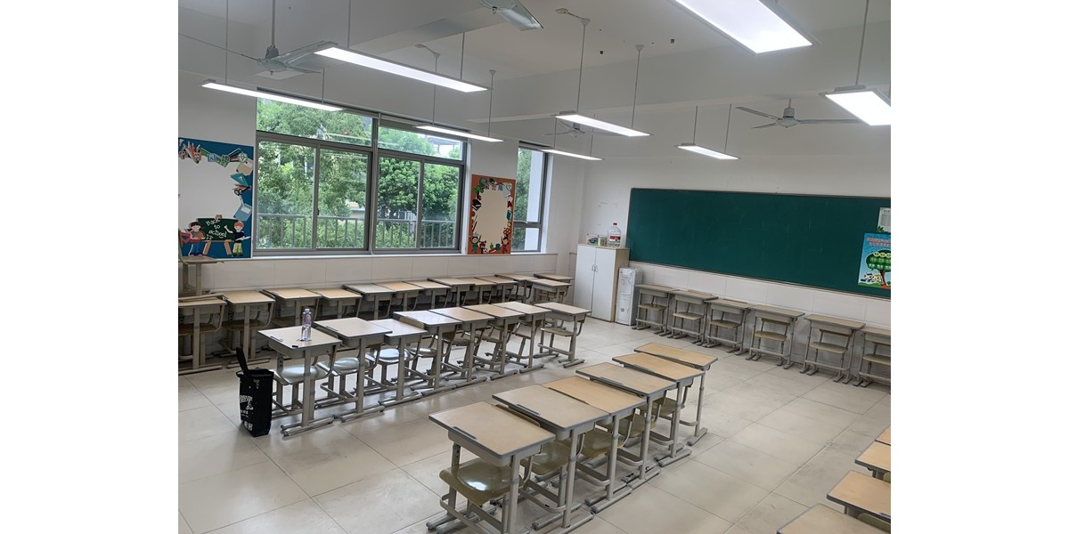 案例｜上海七寶明強小學(xué)(西校區(qū))打造教室優(yōu)質(zhì)照明光環(huán)境，迎接開學(xué)季