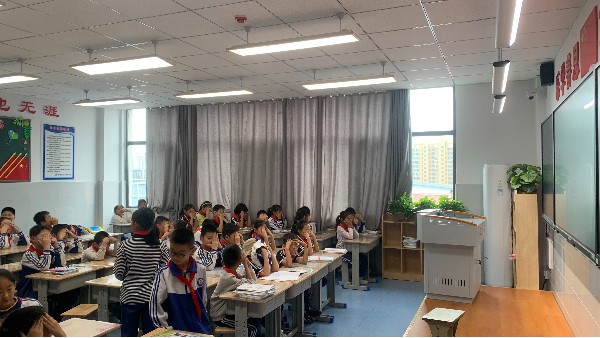 世界讀書日 | 一盞好燈，讓閱讀更溫暖更健康