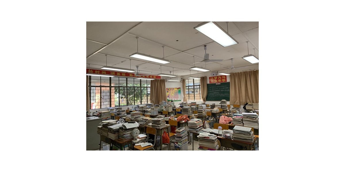 <i style='color:red'>案例</i>｜江門這些學(xué)校完成護(hù)眼教室照明改造，呵護(hù)學(xué)生明亮的雙眼